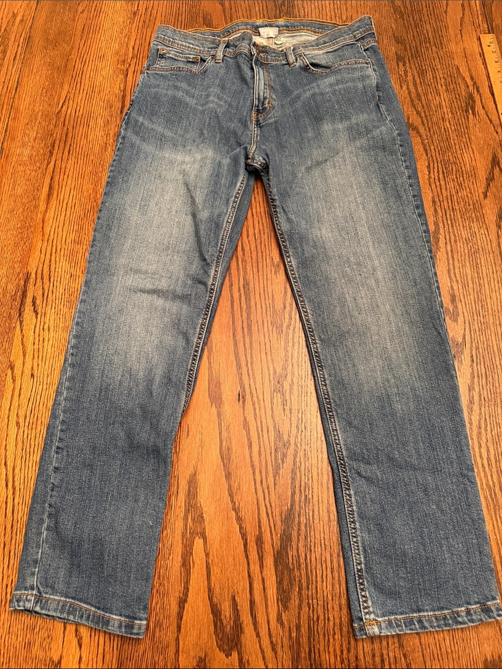 Columbia Straight Leg Jeans 35x30 Medium Wash Stretch Denim